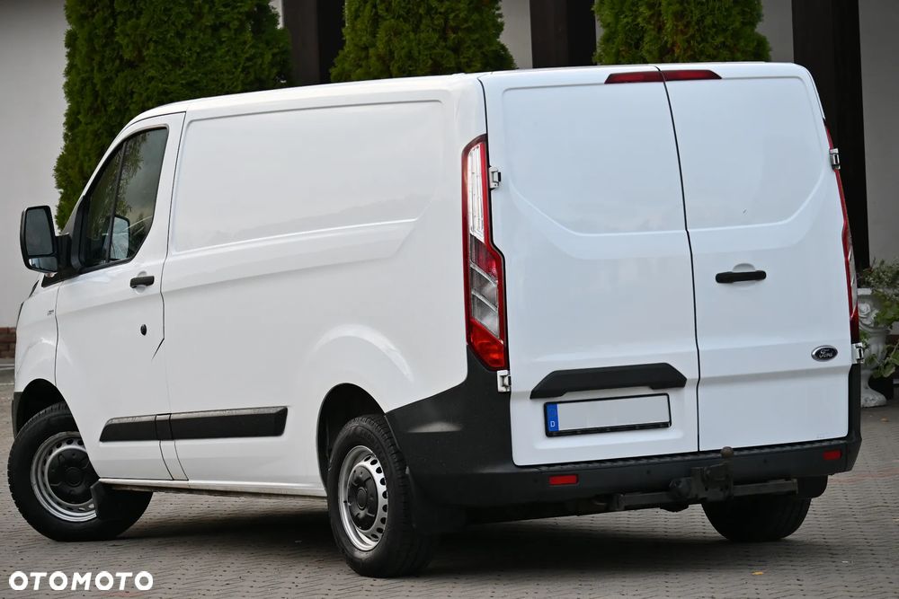 Ford TRANSIT CUSTOM - 25