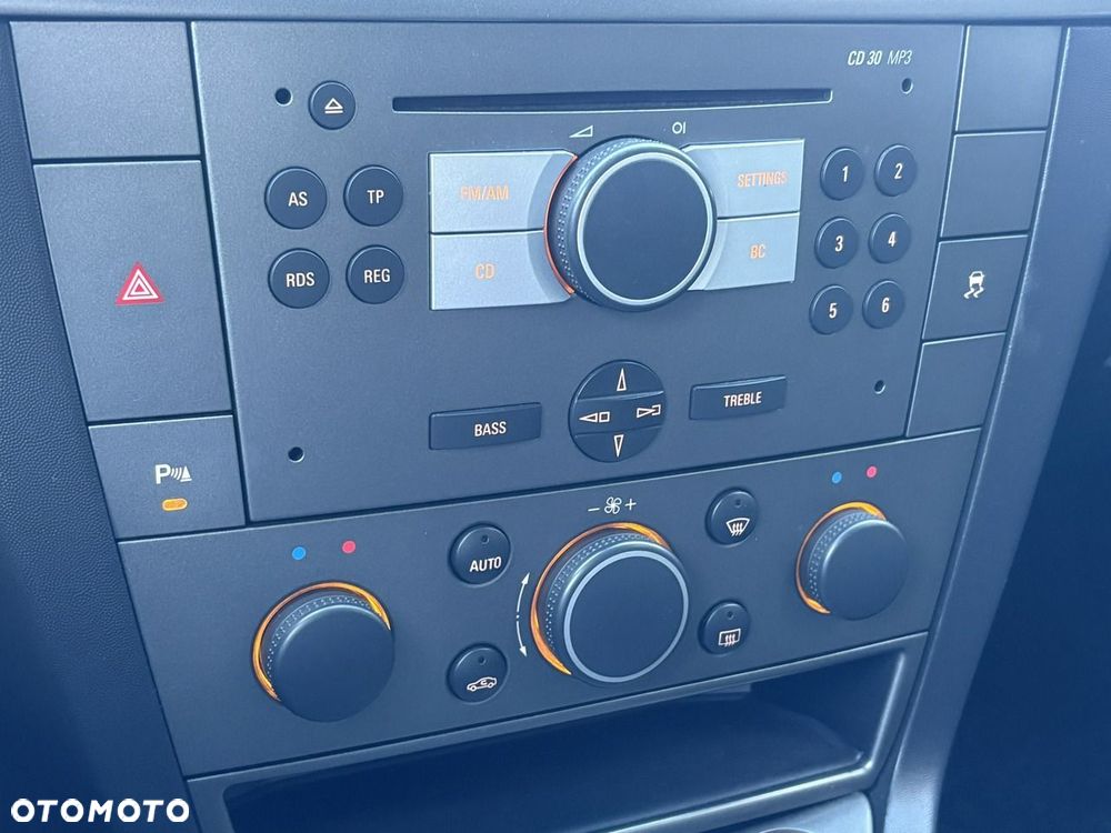 Opel Vectra 1.9 CDTI Sport / GTS - 29