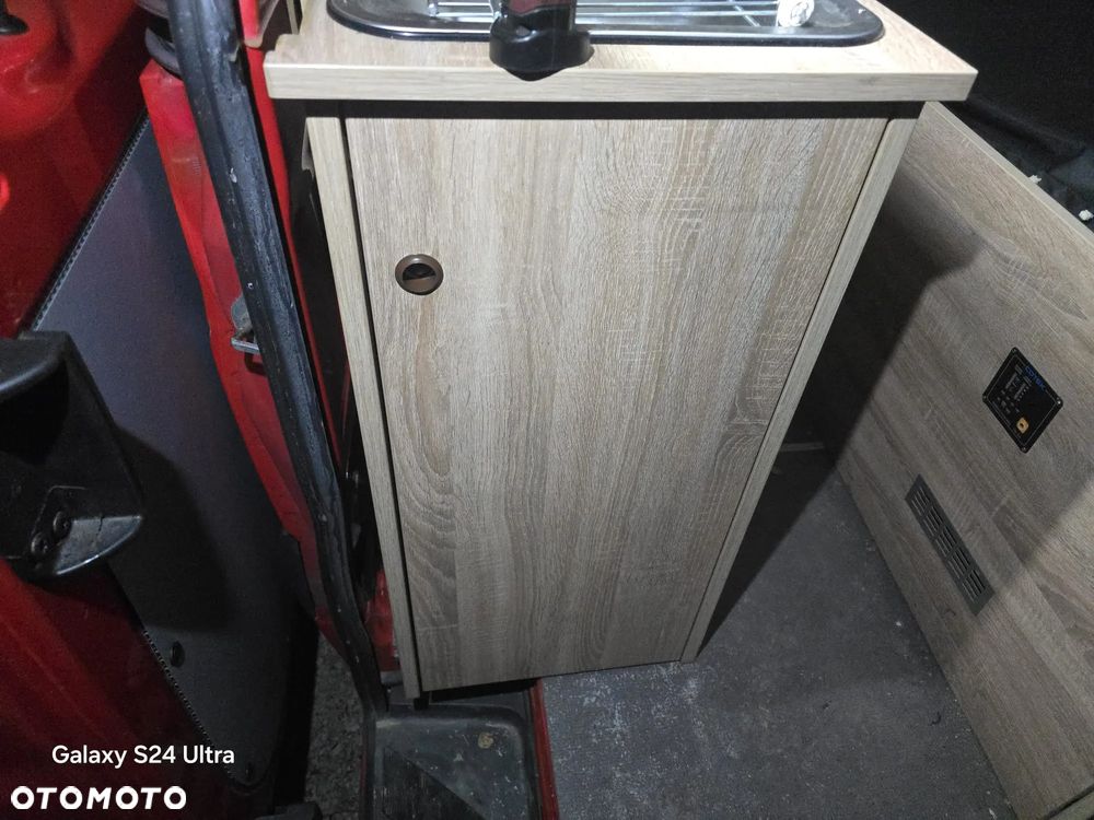 Mercedes-Benz Sprinter - 19