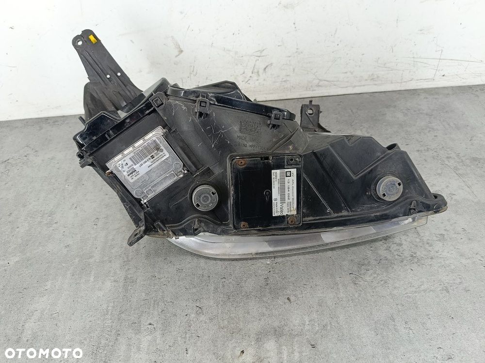 LAMPA PRZÓD LEWA BIXENON OPEL SIGNUM 93192379  13184052  4L0907391 89312436 - 2