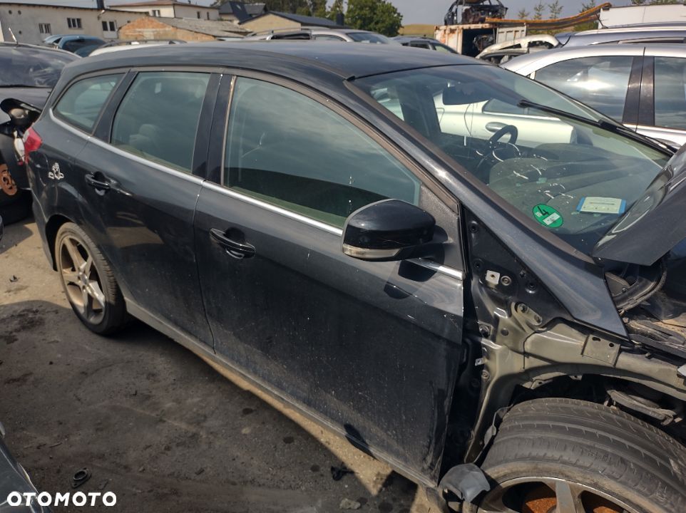 FORD FOCUS MK3 DRZWI PRZÓD PRAWE - 1