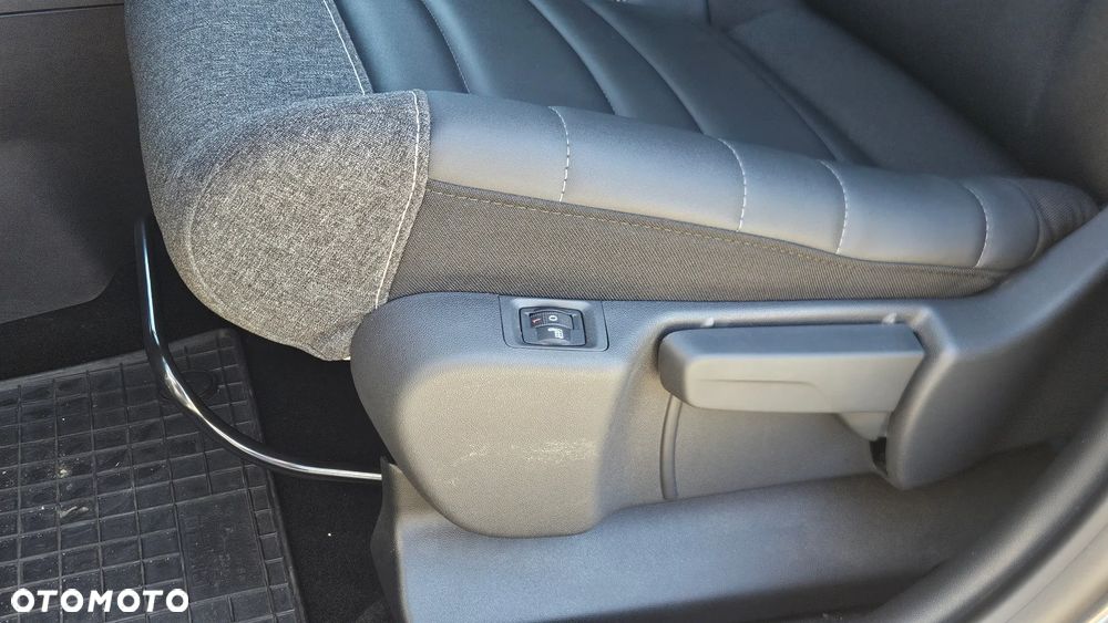 Citroën C3 Aircross 1.2 PureTech Plus S&S - 11