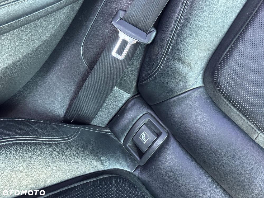 Renault Megane 1.5 dCi Limited EDC - 33