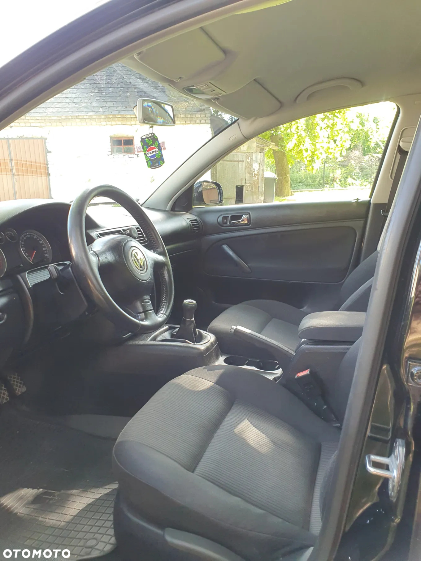 Volkswagen Passat 1.9 TDI Basis - 12