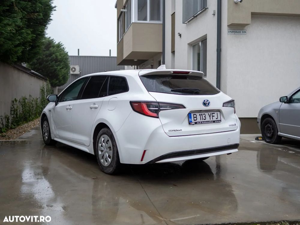 Toyota Corolla - 4