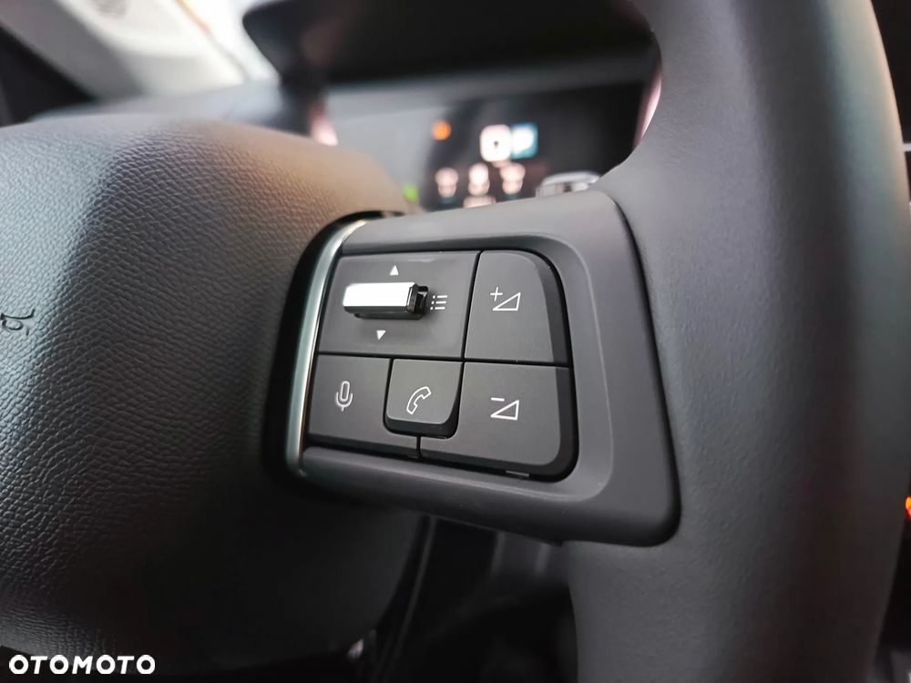 Citroën C4 1.2 PureTech Max S&S EAT8 - 26