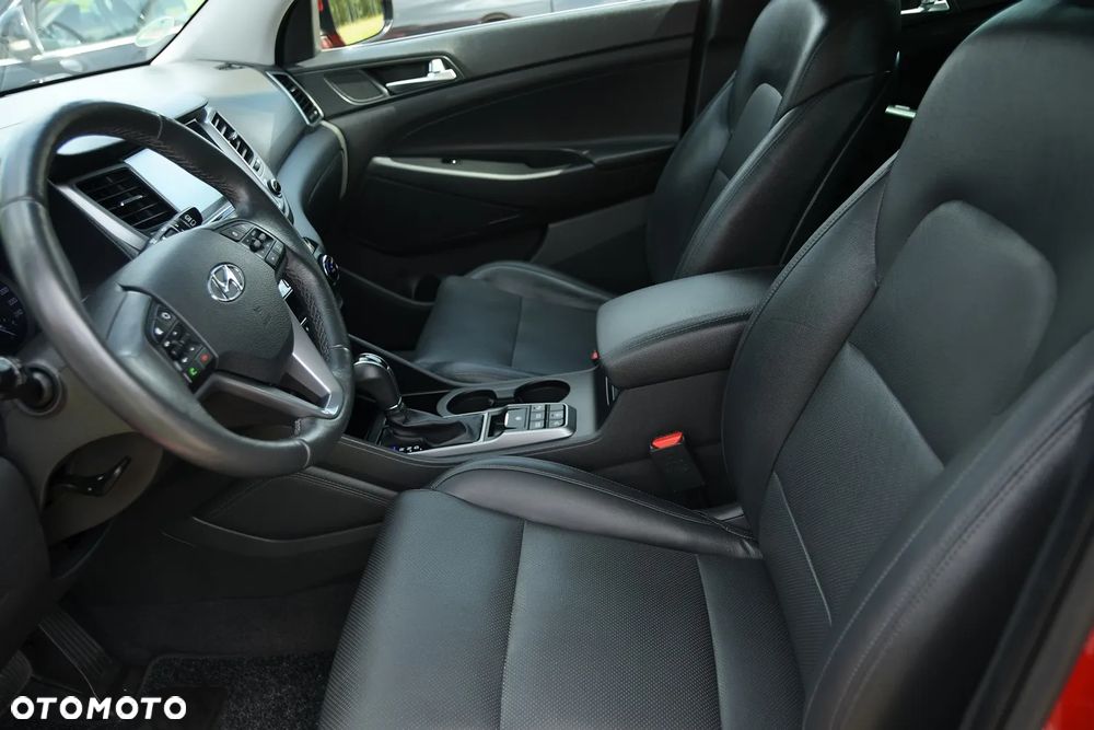 Hyundai Tucson blue 1.7 CRDi 2WD DCT Premium - 26