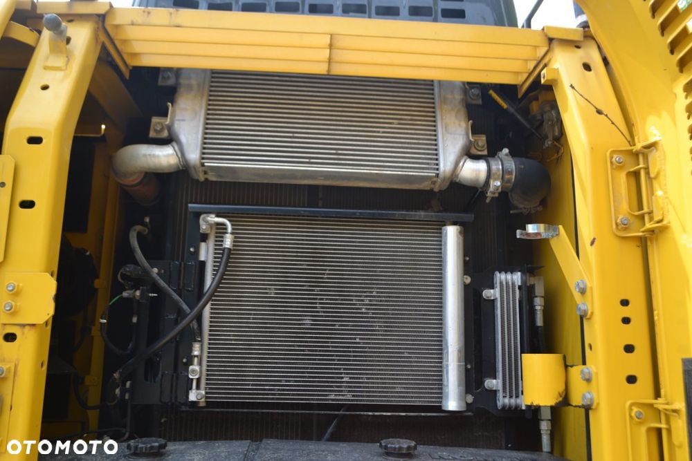 Komatsu PC210LC-11 - 31