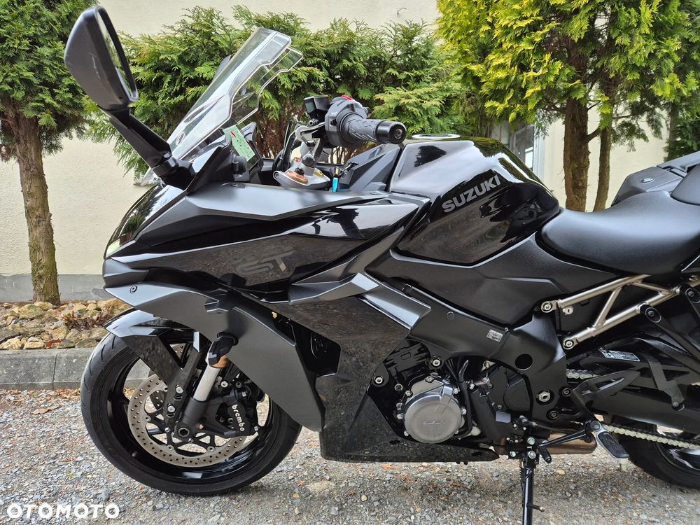 Suzuki GSX 1000 - 27