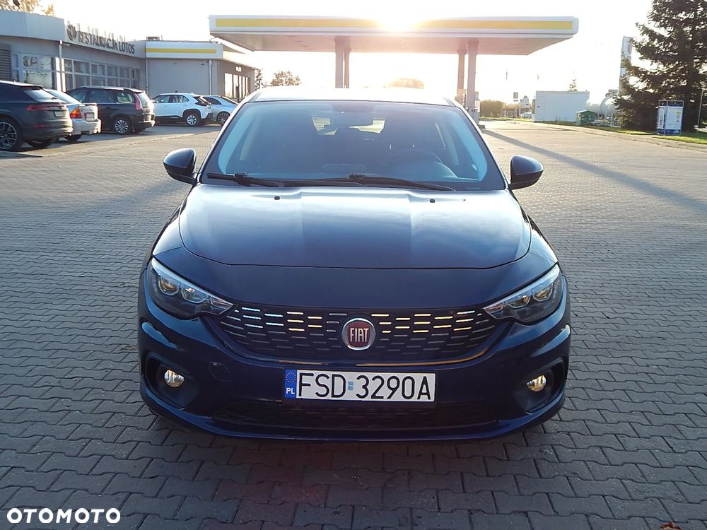 Fiat Tipo ver-1-4-t--jet-16v-easy - 6