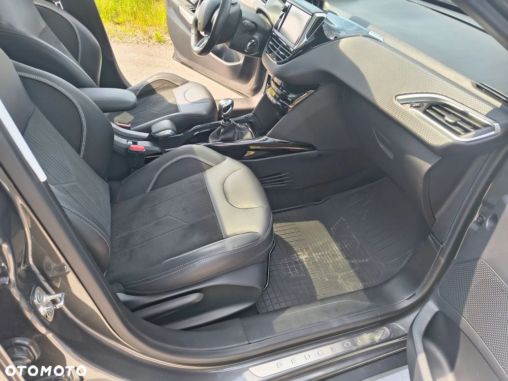 Peugeot 2008 PureTech 130 GPF Stop&Start Crossway - 20