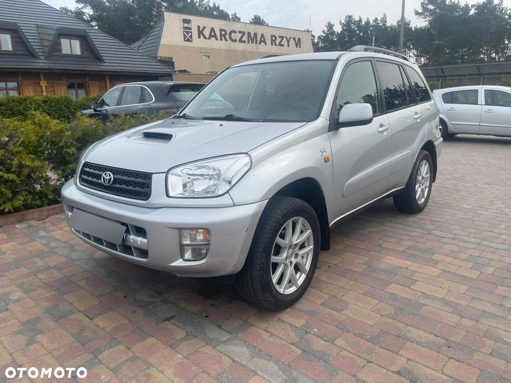 Toyota RAV4 D-4D 4x4 - 7