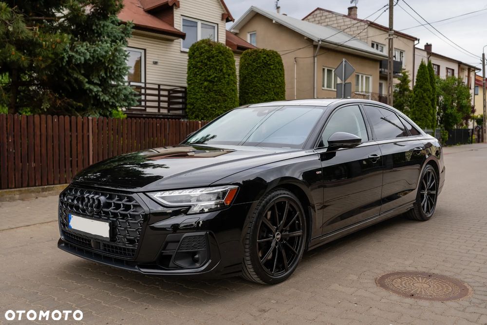 Audi A8 - 1