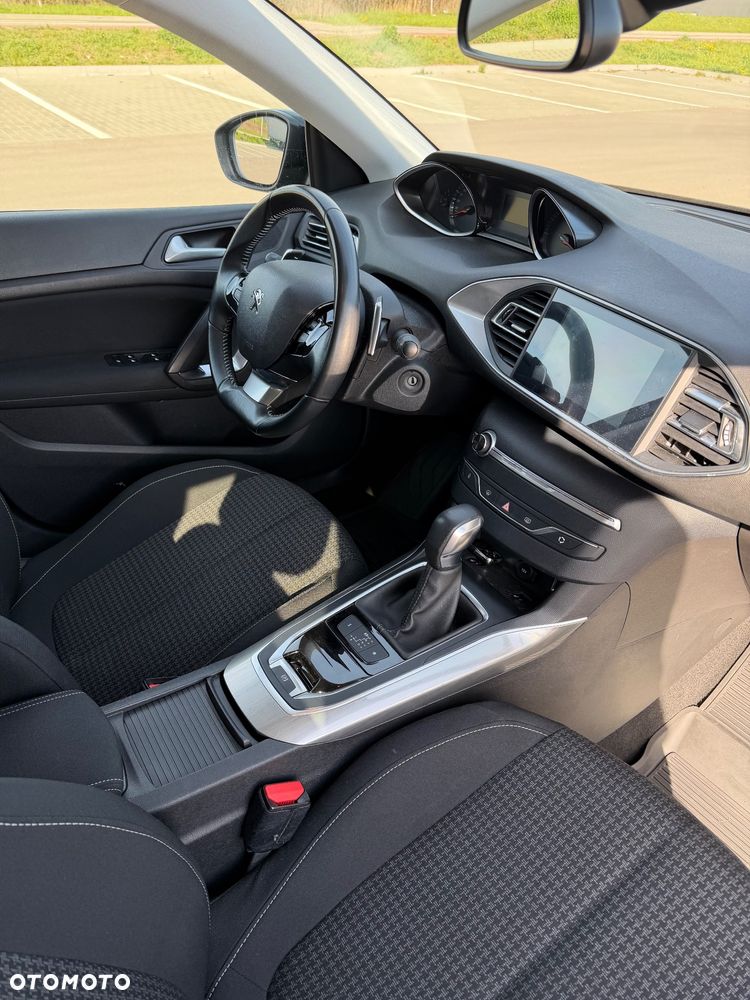 Peugeot 308 1.5 BlueHDi Active S&S EAT6 - 21