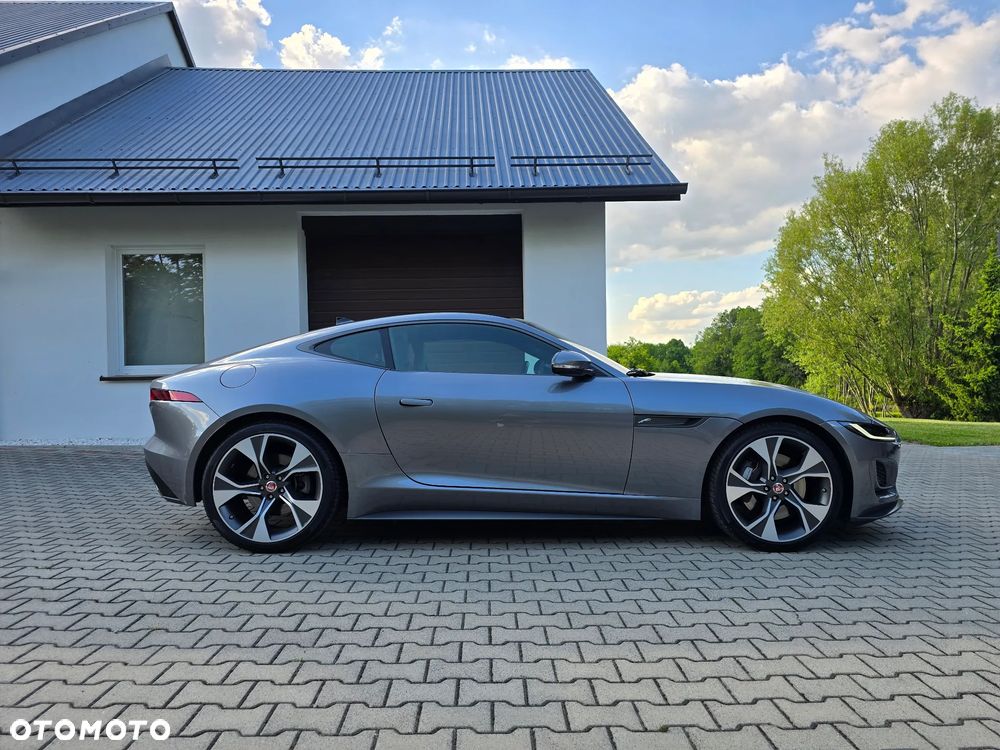 Jaguar F-Type 2.0 Turbo First Edition - 11