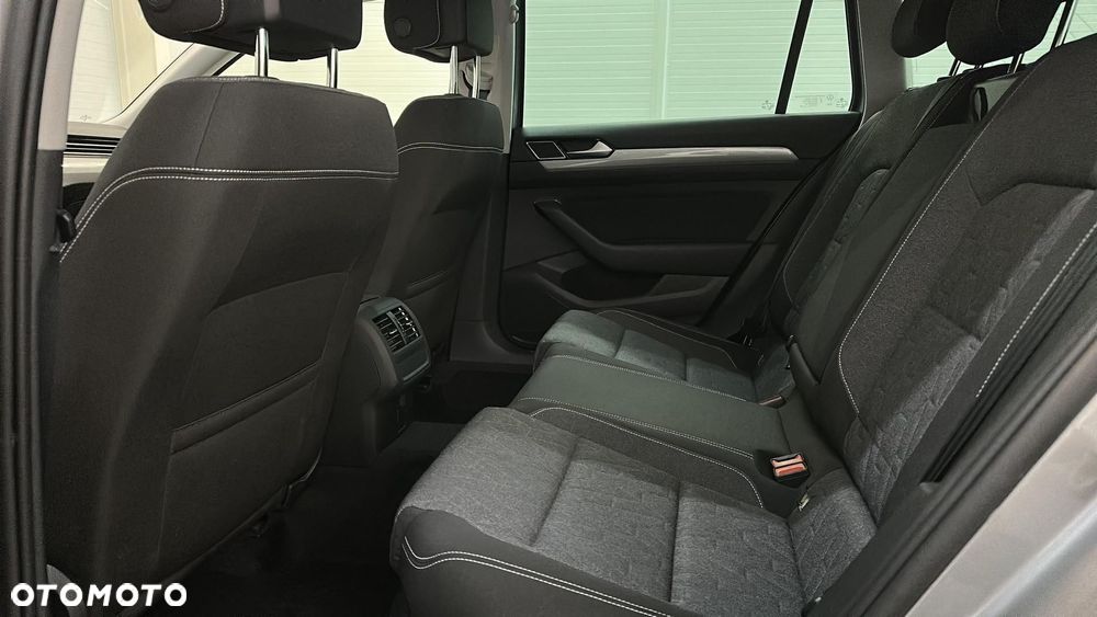 Volkswagen Passat 1.5 TSI EVO Business DSG - 19