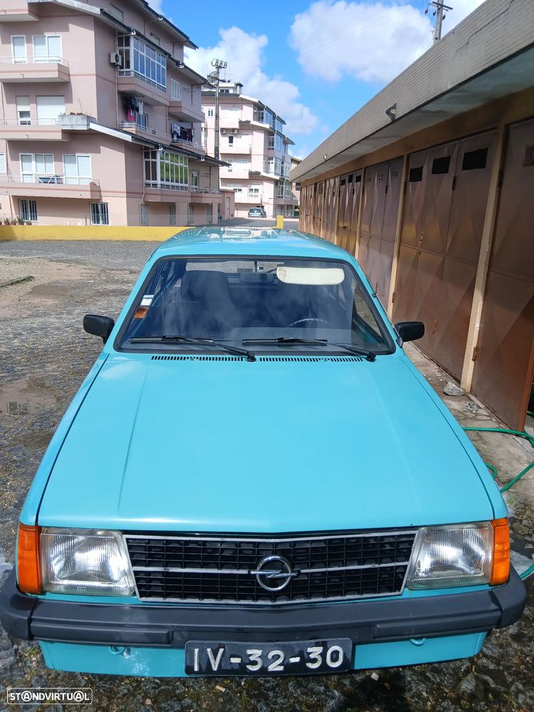 Opel Kadett Caravan - 4