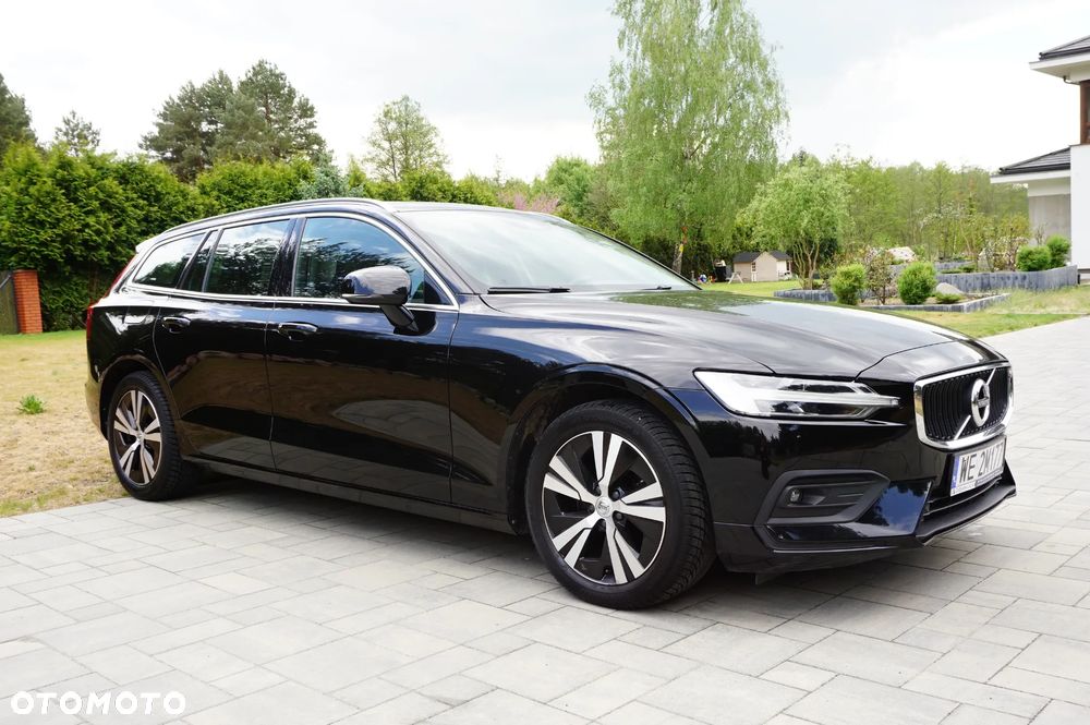Volvo V60 B4 D Momentum Pro - 3
