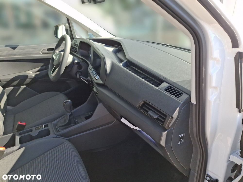 Volkswagen Caddy Maxi Cargo - 23