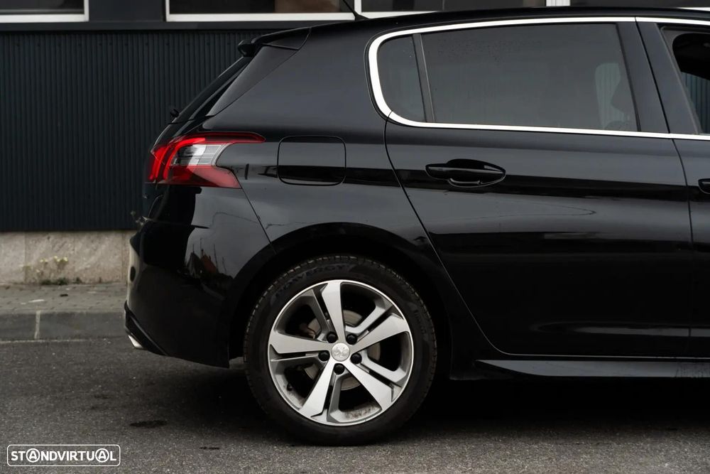 Peugeot 308 1.5 BlueHDi GT Line - 32