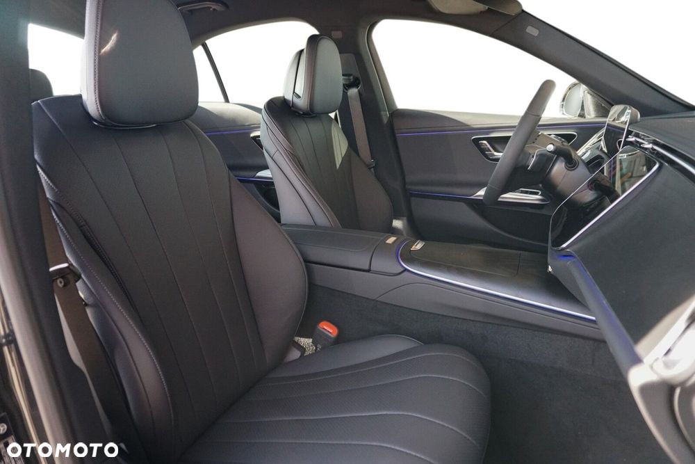 Mercedes-Benz Klasa E 200 mHEV 4-Matic Avantgarde 9G-Tronic - 15