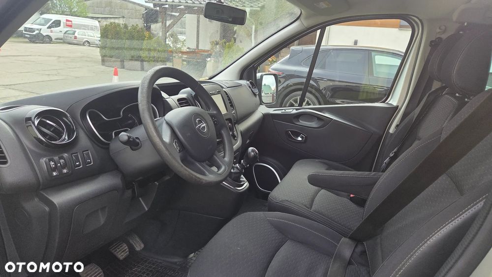 Opel Vivaro - 7