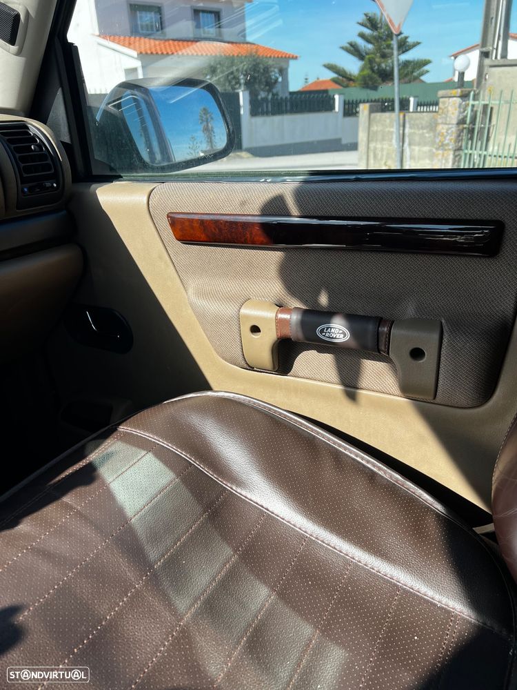 Land Rover Discovery - 14