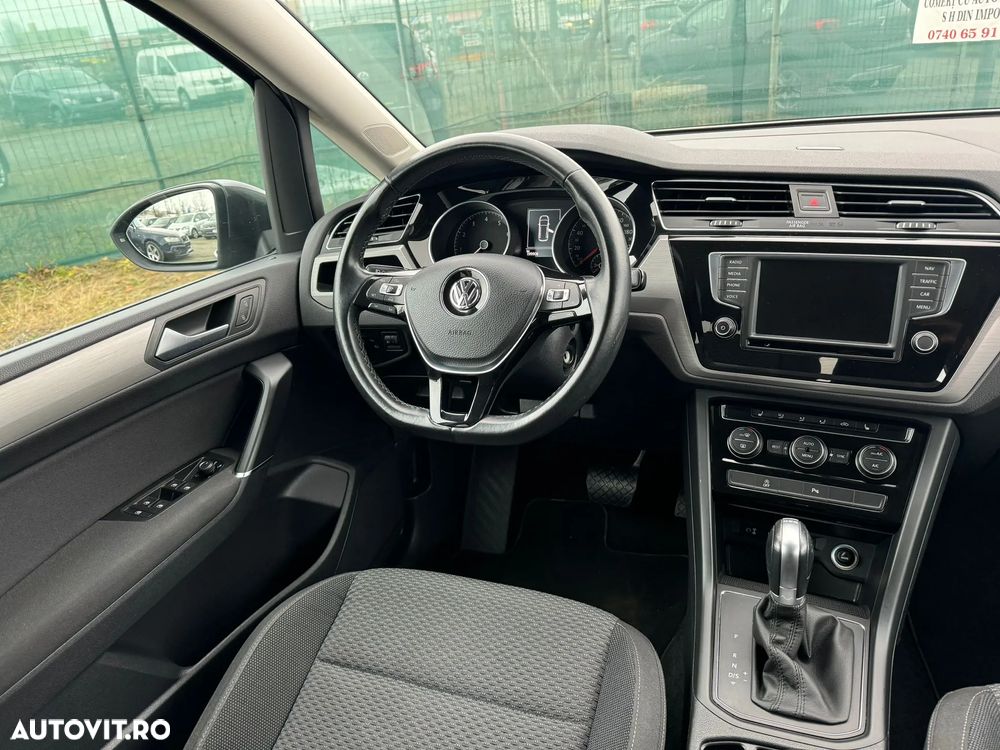 Volkswagen Touran 1.4 TSI DSG Comfortline - 5
