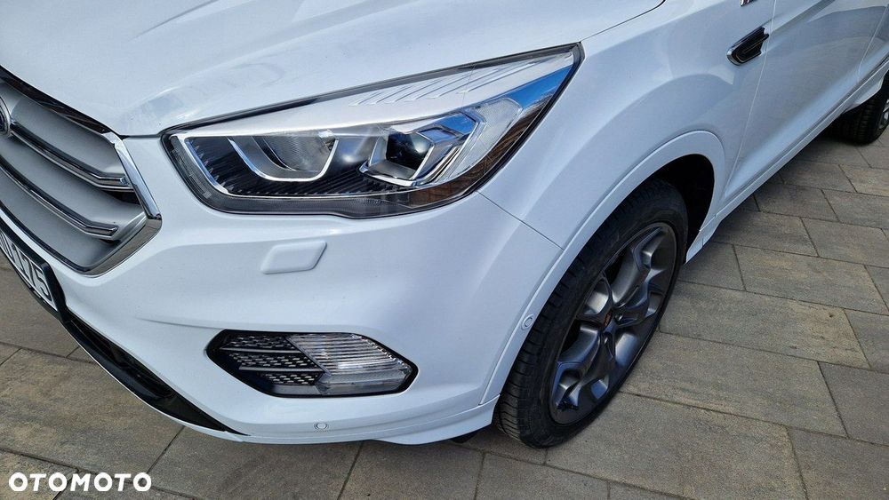 Ford Kuga - 31