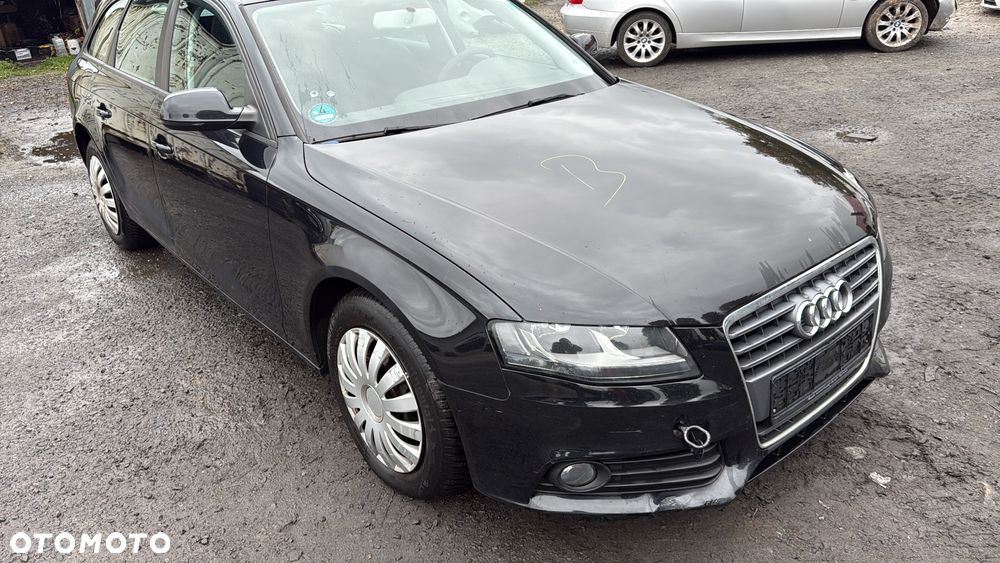 Audi A4 - 4