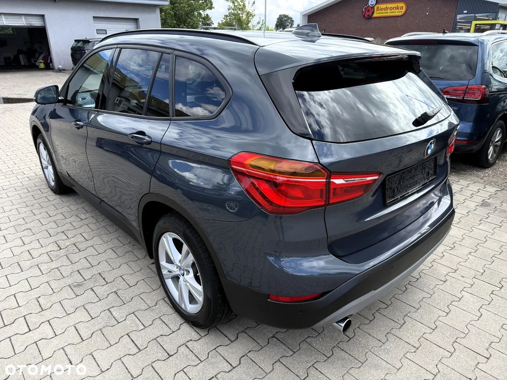 BMW X1 sDrive18d Advantage - 1