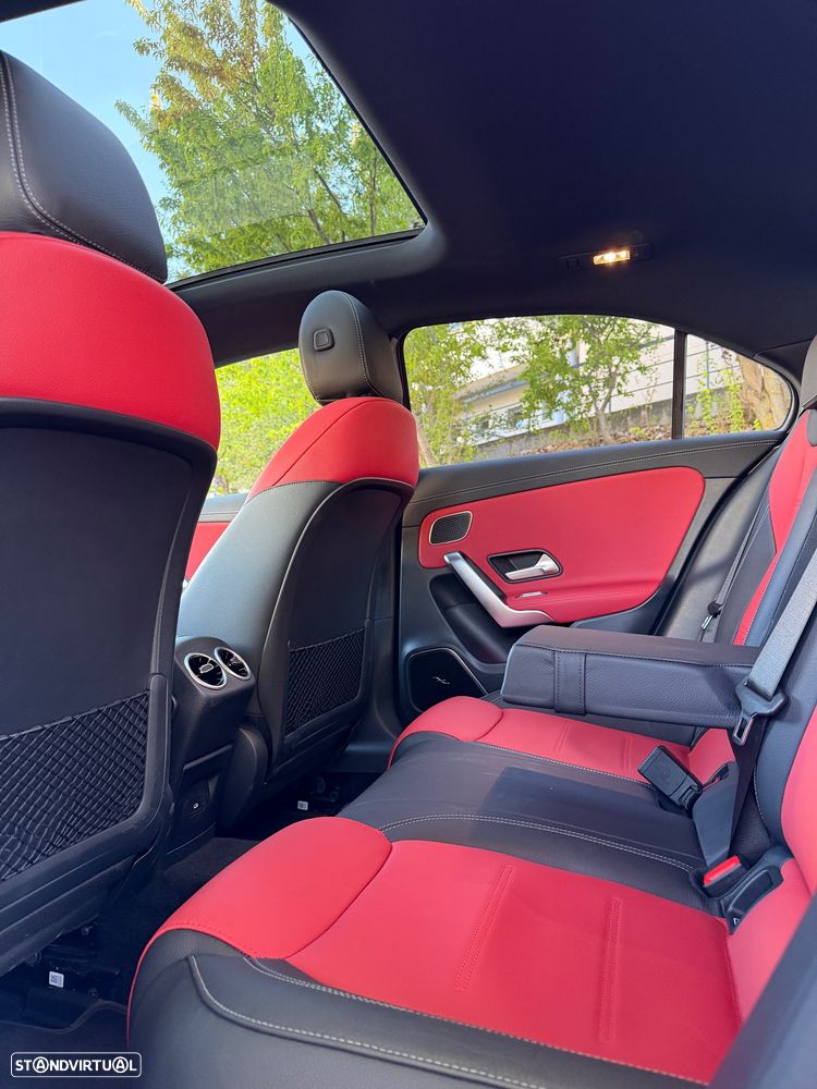 Mercedes-Benz A 180 Limousine d AMG Line Aut. - 32