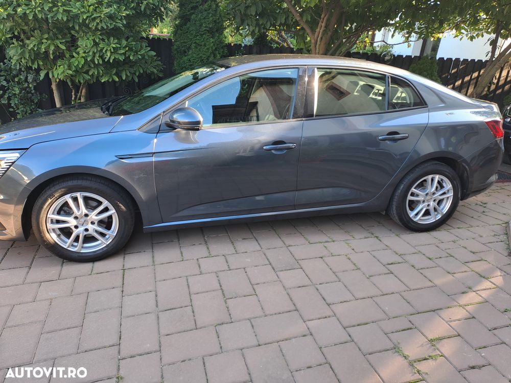 Renault Megane TCe 140 GPF Life - 29