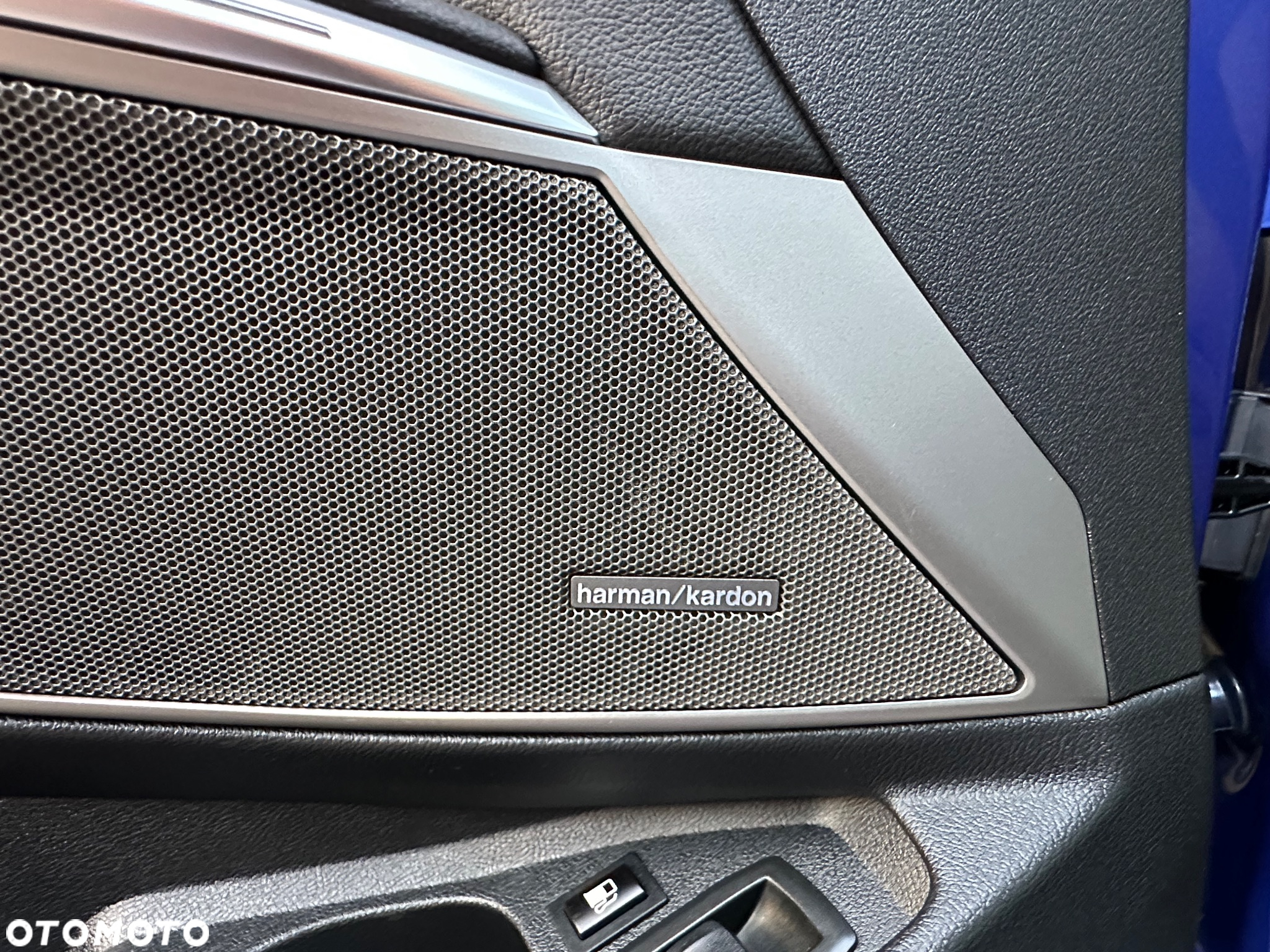 BMW Seria 3 330e PHEV M Sport sport - 33