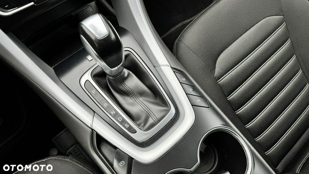 Ford Mondeo 2.0 EcoBlue Titanium - 22