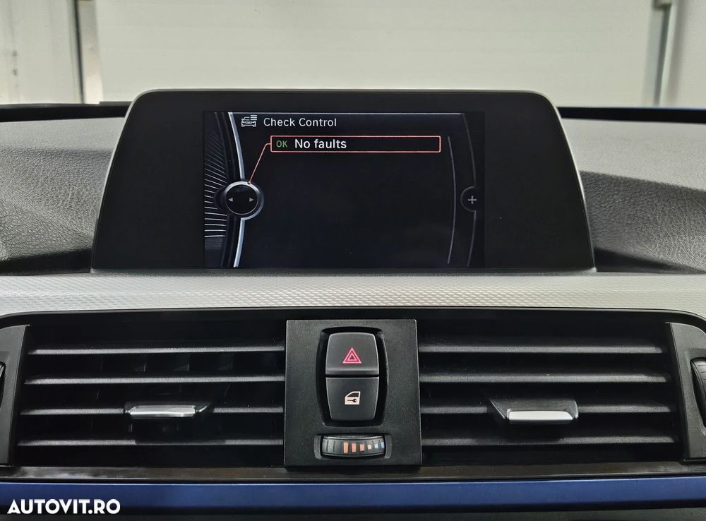 BMW Seria 3 320d Sport Line - 18