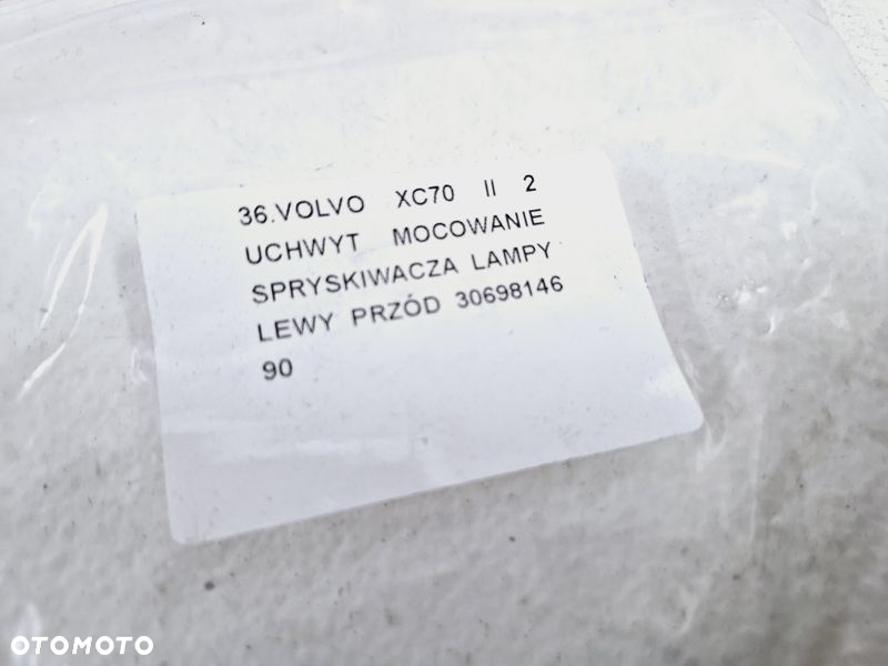 VOLVO XC70 2 II UCHWYT MOCOWANIE SPRYSKIWACZA LAMPY LEWY PRZÓD LEWE 30698146 - 5