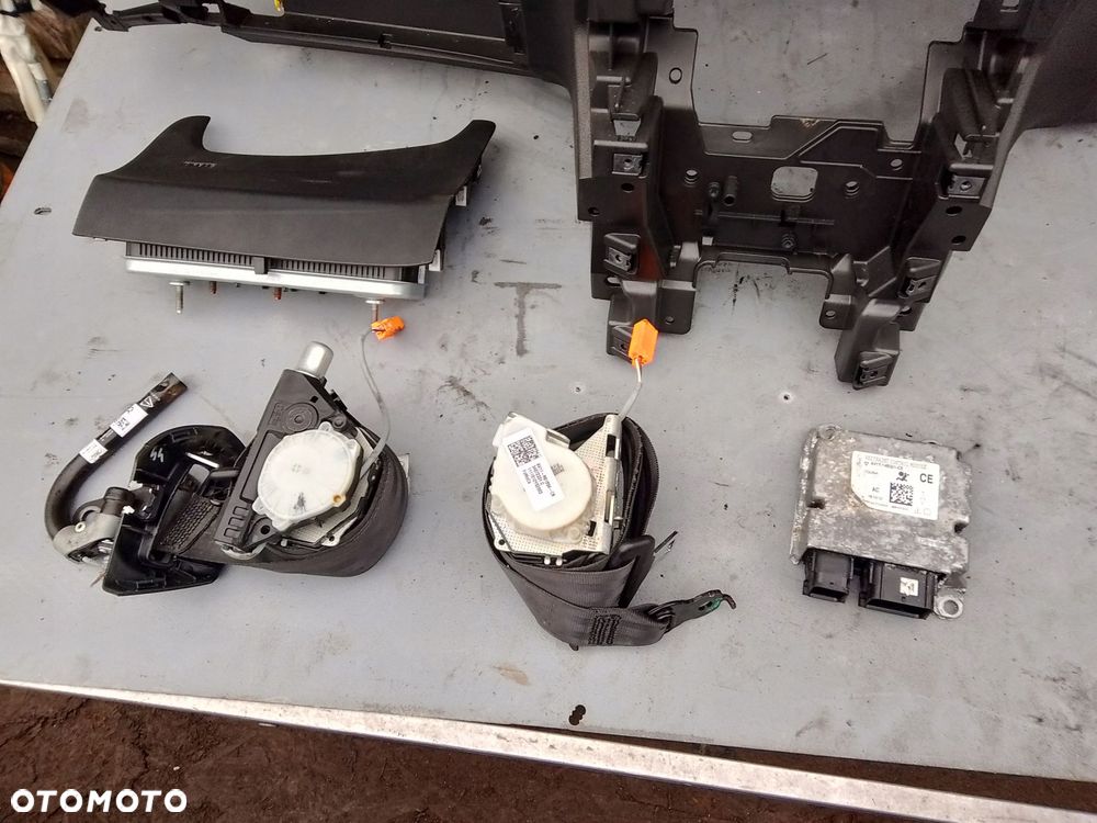 deska rozdzielcza airbag pasy sensor ford b-max - 5
