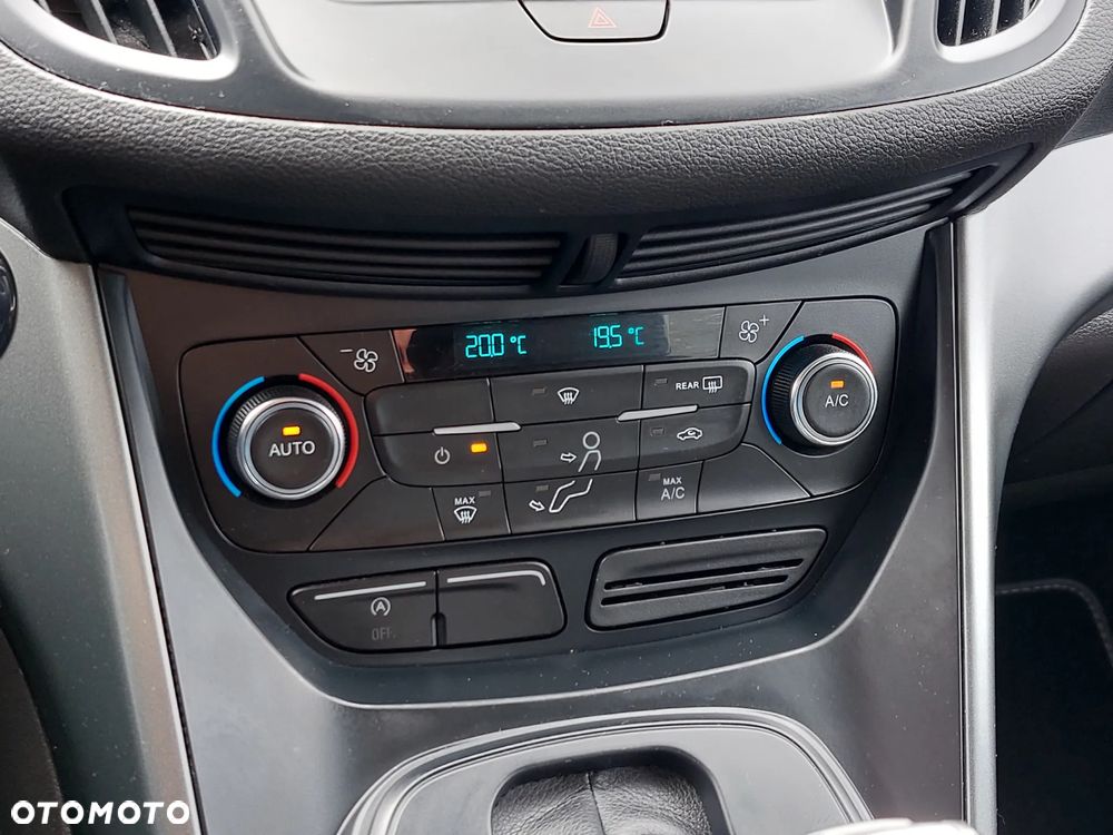 Ford Kuga 2.0 TDCi 2x4 Titanium - 7