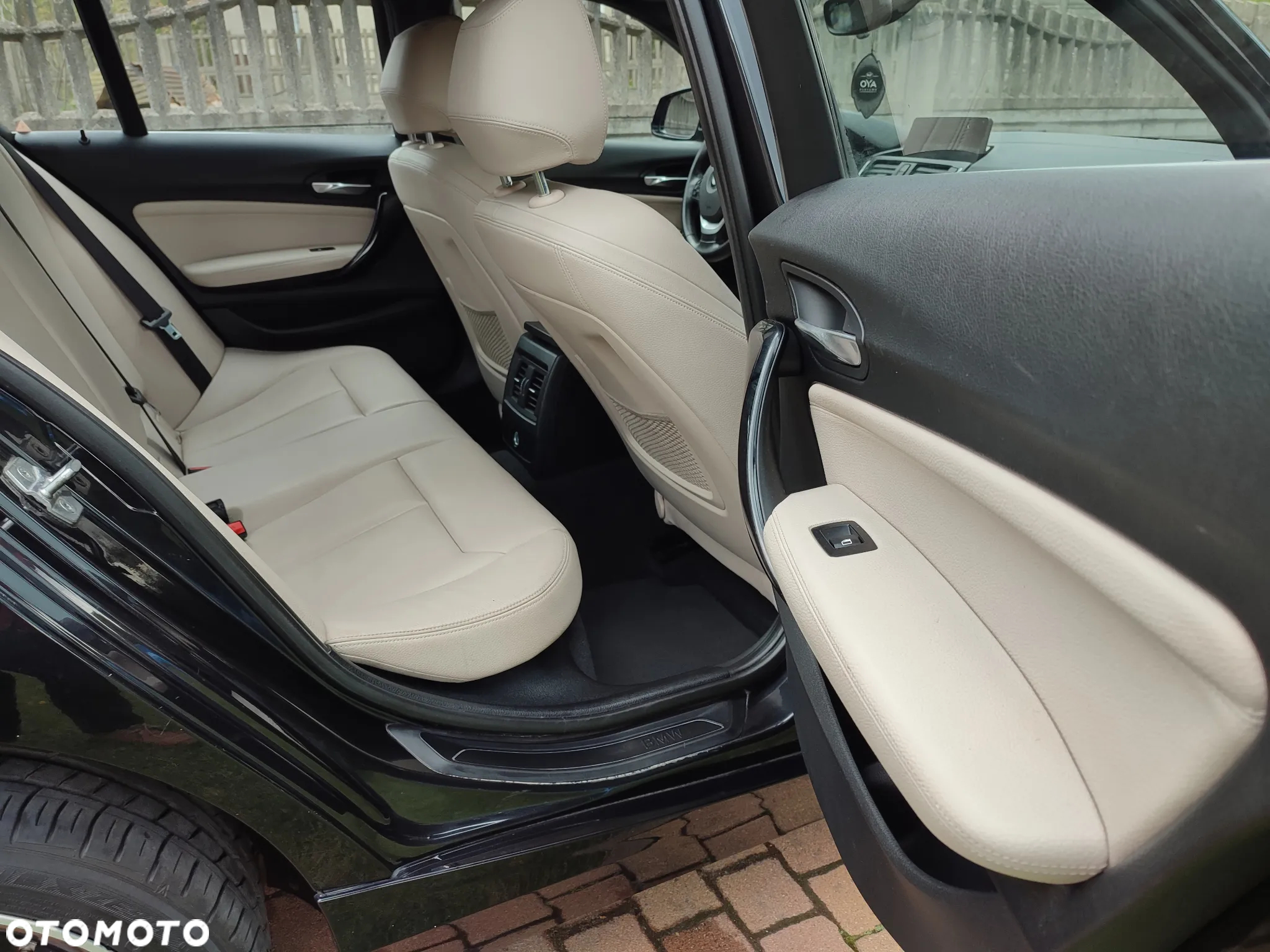 BMW Seria 1 116d Sport Line - 8