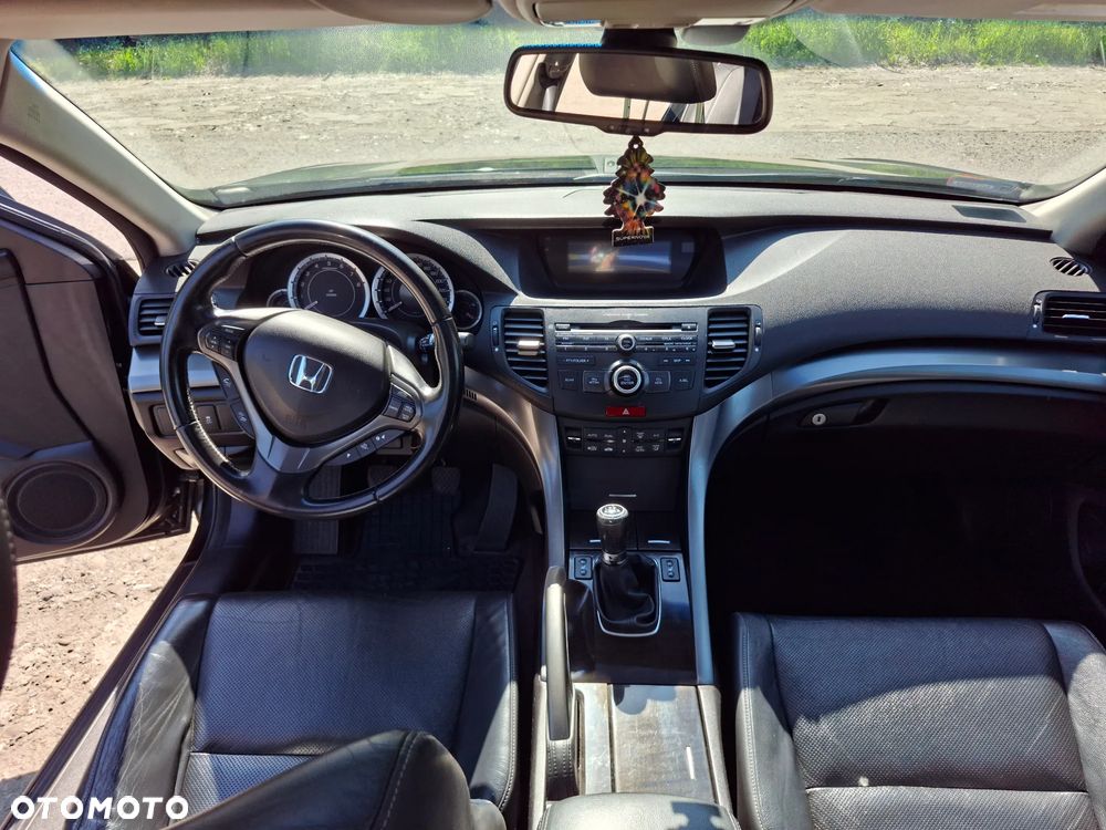 Honda Accord 2.0 Executive - 7