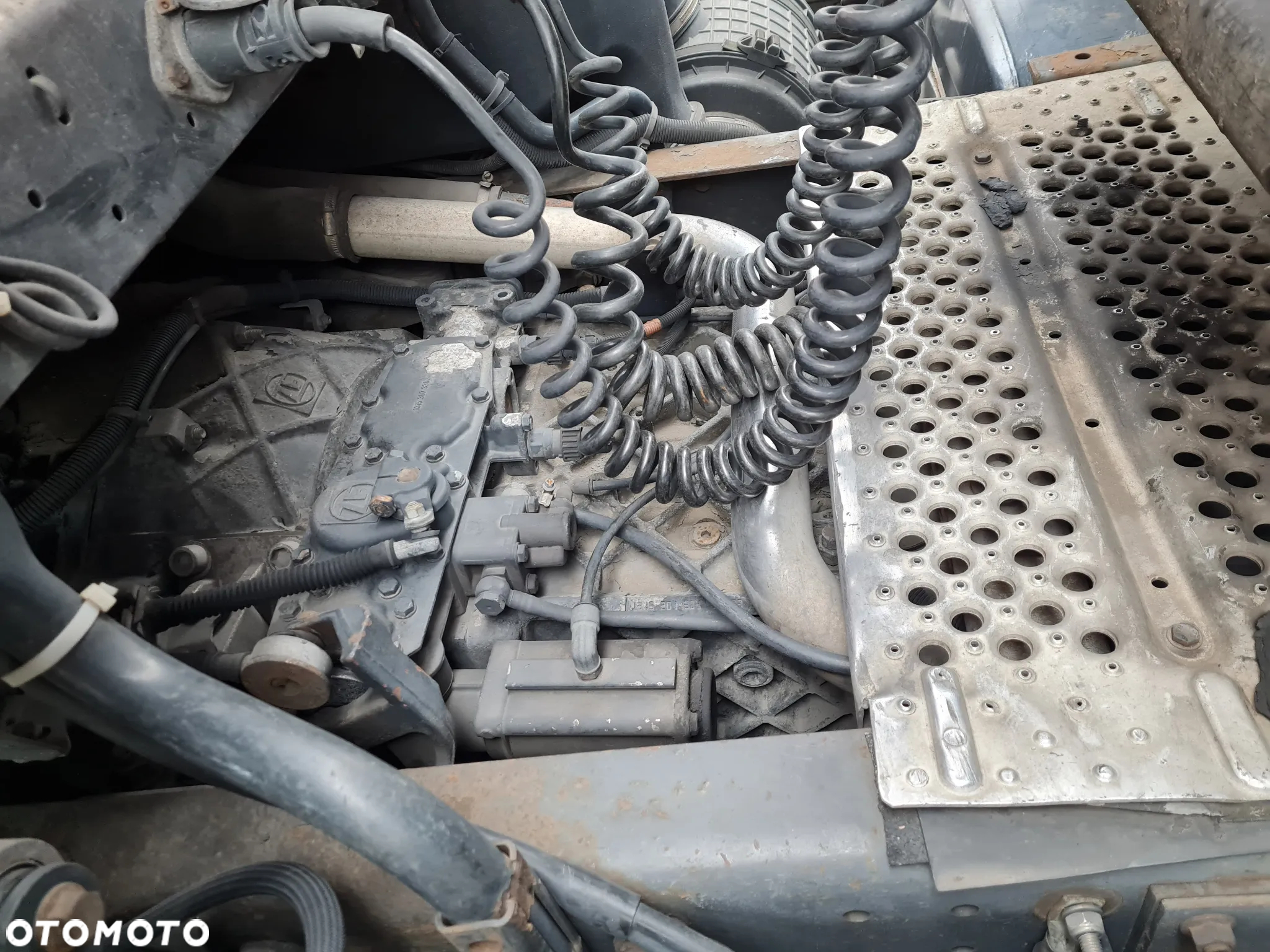 Renault Premium 420dci - 10