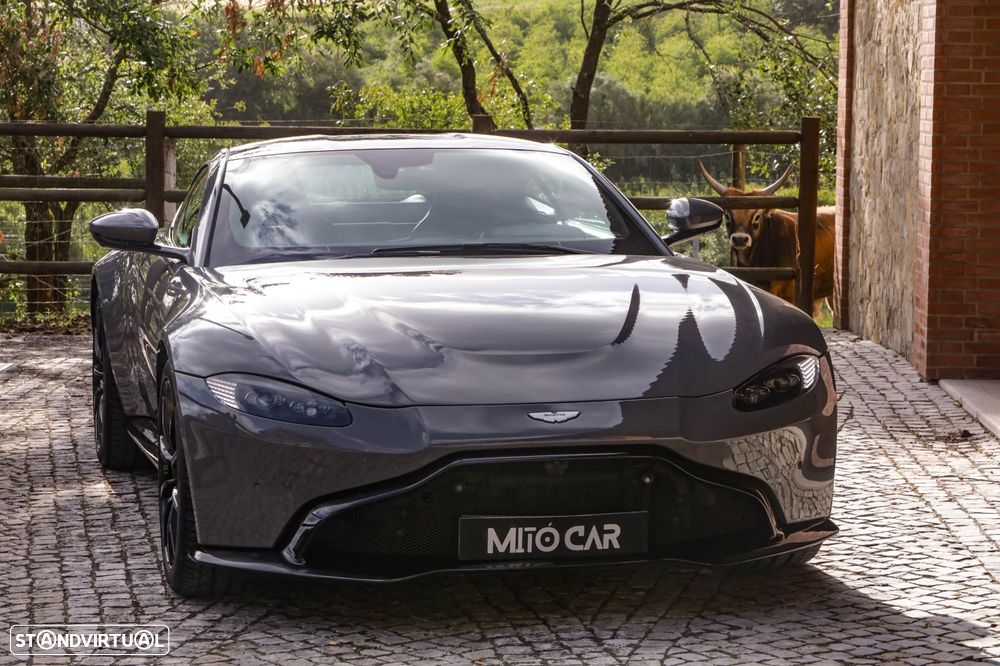 Aston Martin Vantage Coupe 4.0 Twin-Turbo V8 - 8