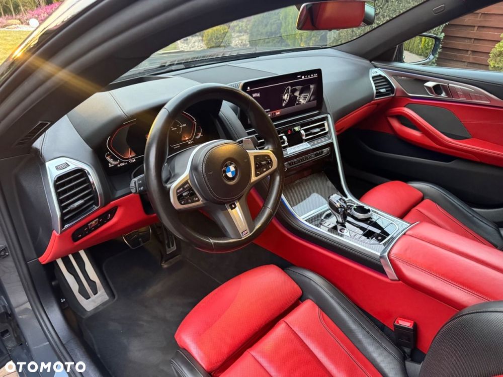 BMW Seria 8 - 24