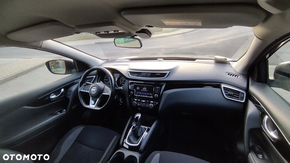 Nissan Qashqai 1.3 DIG-T N-Connecta DCT - 13