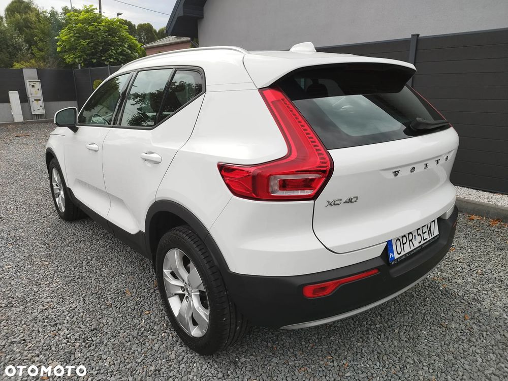 Volvo XC 40 T3 Momentum - 5