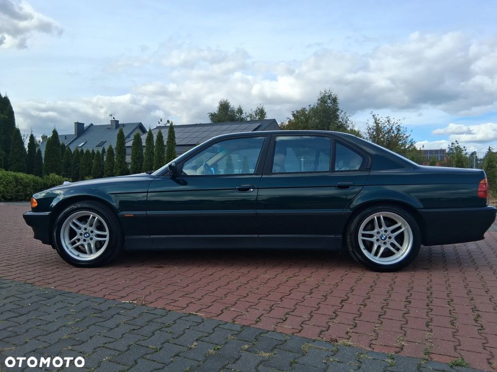 BMW Seria 7 - 6