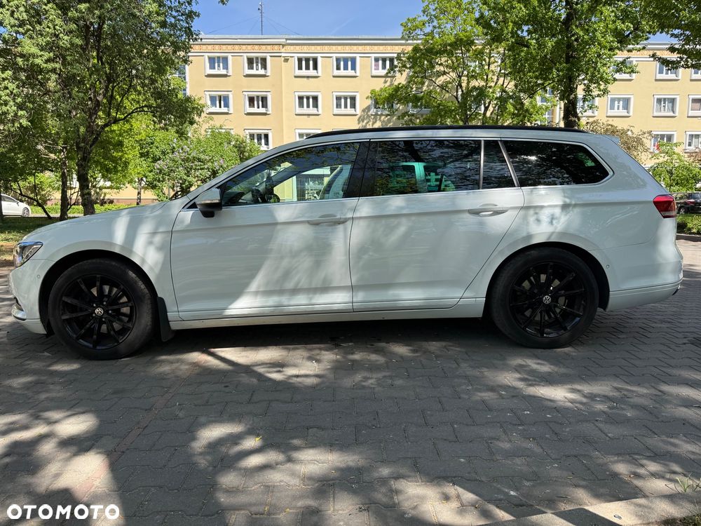 Volkswagen Passat - 22