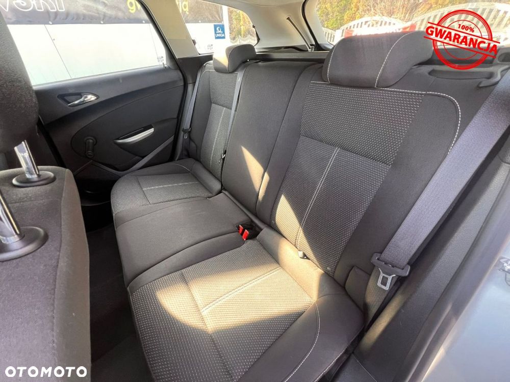 Opel Astra - 35