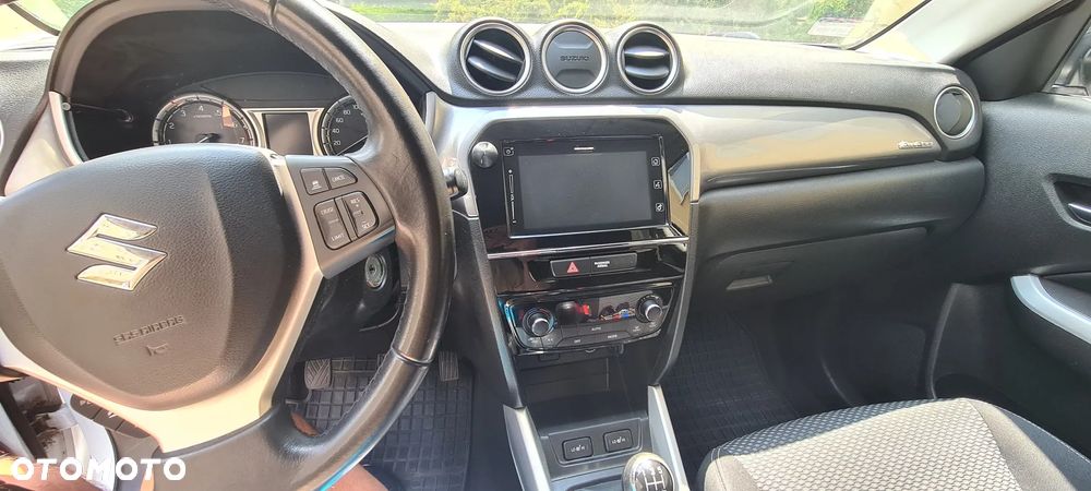 Suzuki Vitara 1.6 Premium 4WD - 7